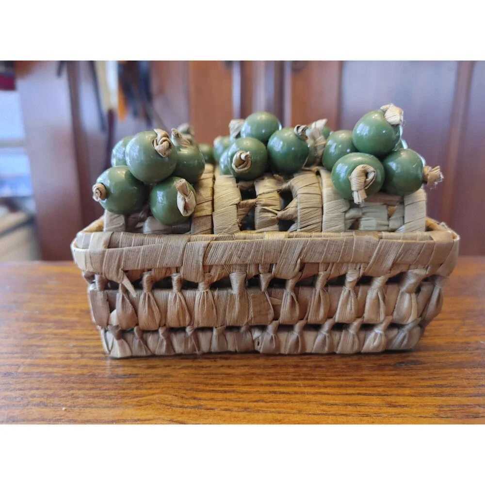 Set of six Vintage Napkin rings In banana Leaf basket